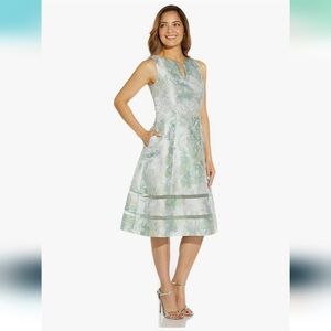 Adrianna Papell Green and White Tiered Midi Dress With POCKETS! Size 4